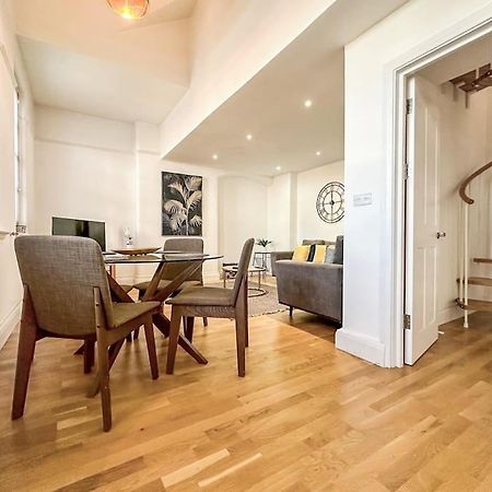 Newly Refurbished Luxury 3 Bedroom Apartment London Eksteriør billede